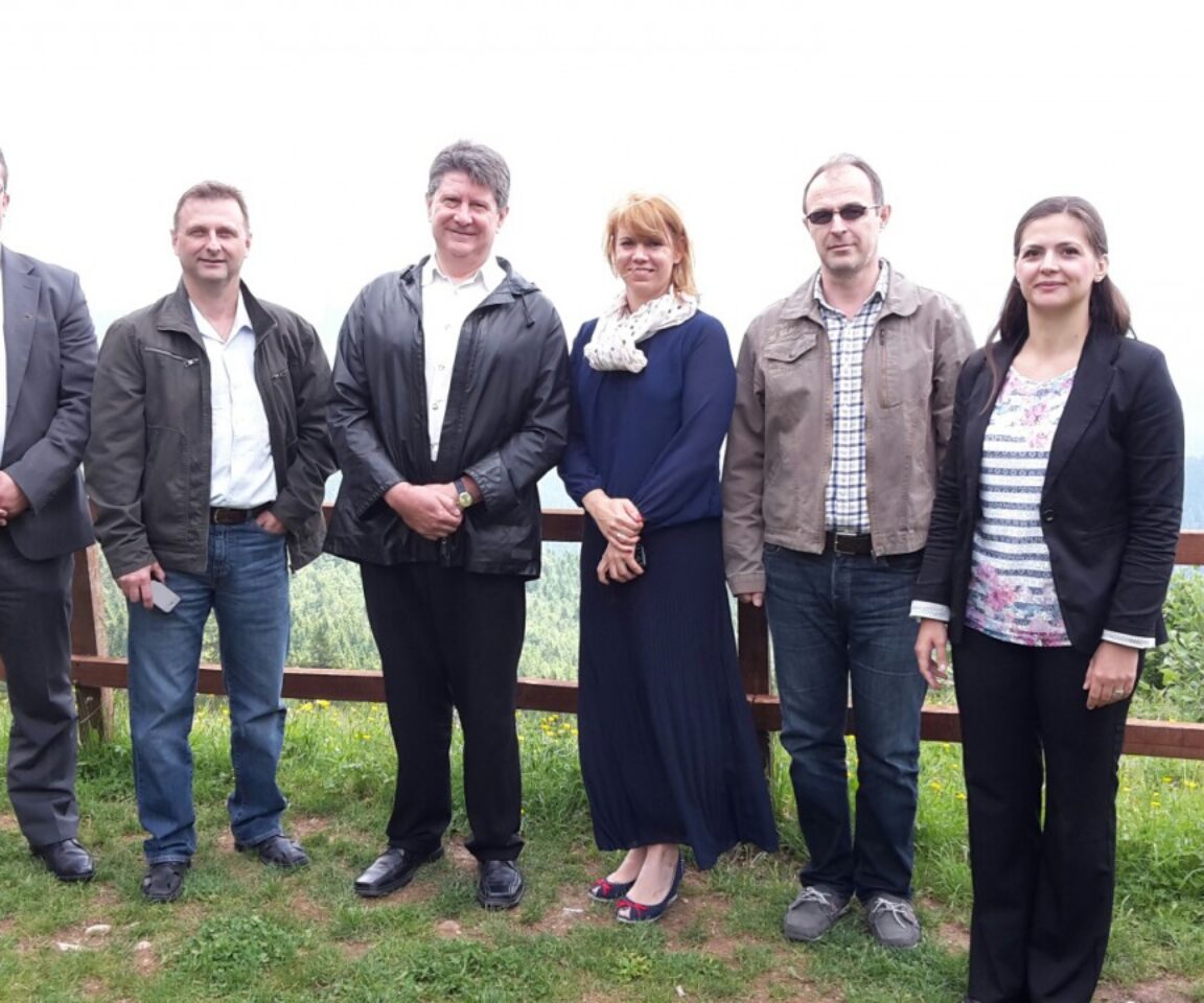 2015-BOSNIA-HERCEGOVINA, VISIT TO NON-EU CONTIRES